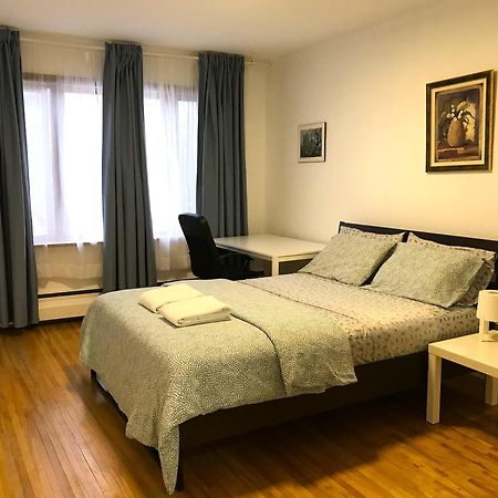 Big Private Room Midmontreal Next To Station Metro - Parking Free Εξωτερικό φωτογραφία